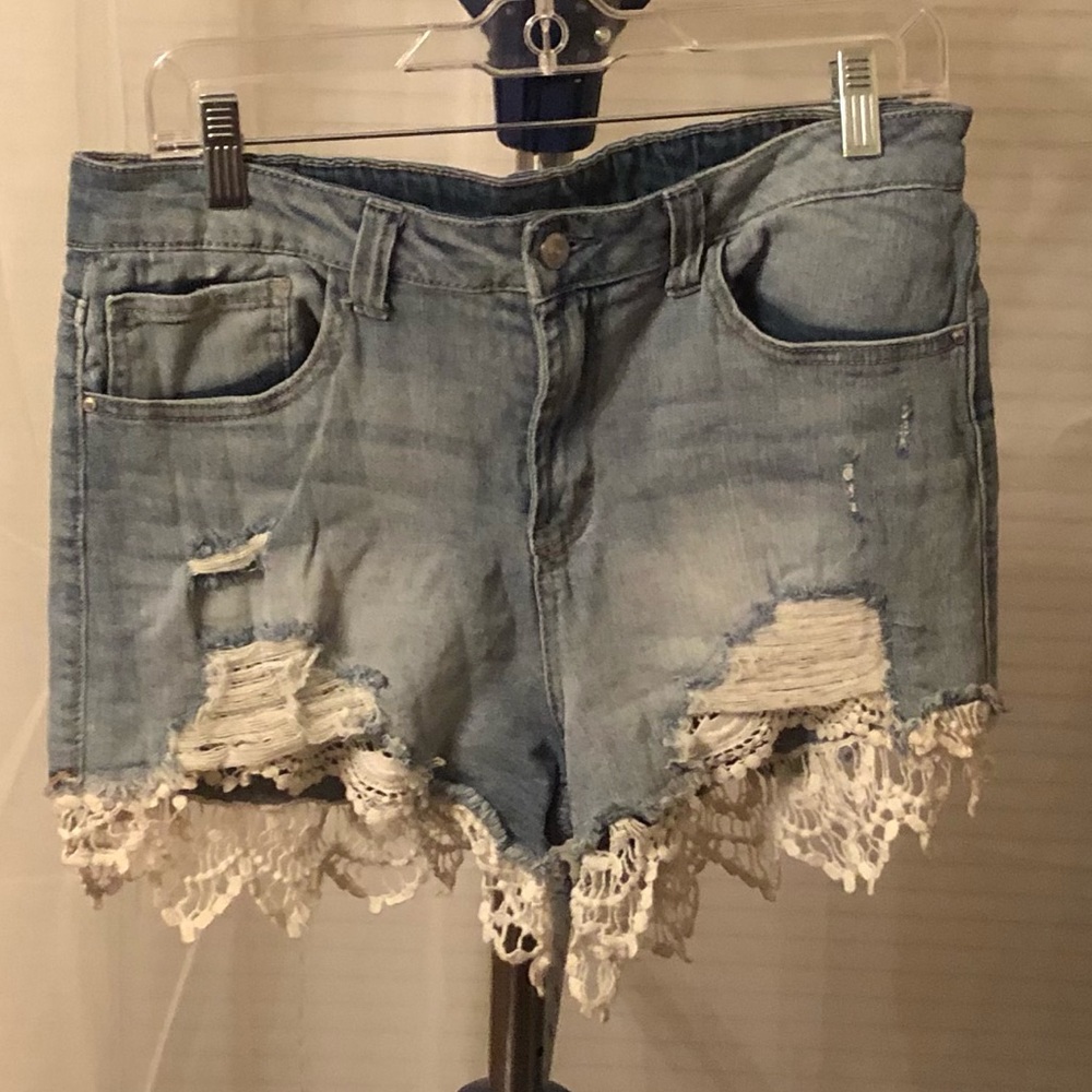 Blue jean shorts size 17